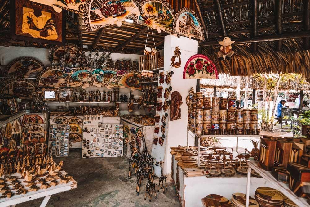 mercato artigianato Varadero