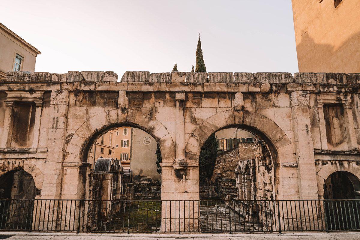 was man in Nîmes tun kann